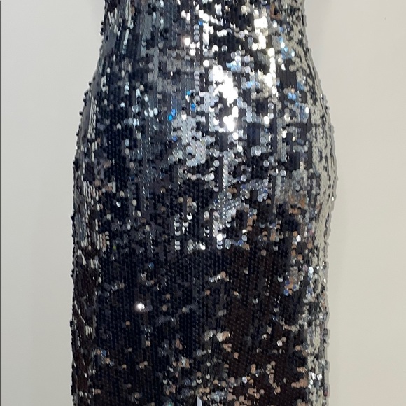 Rachel Zoe Black & Silver Sequin Sleeveless Plunge Neckline Women’s Dress - Picture 4 of 12